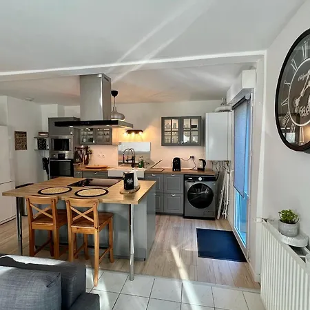 Avec Jacuzzi Et Jardin - Jusqu'a 8 Pers -